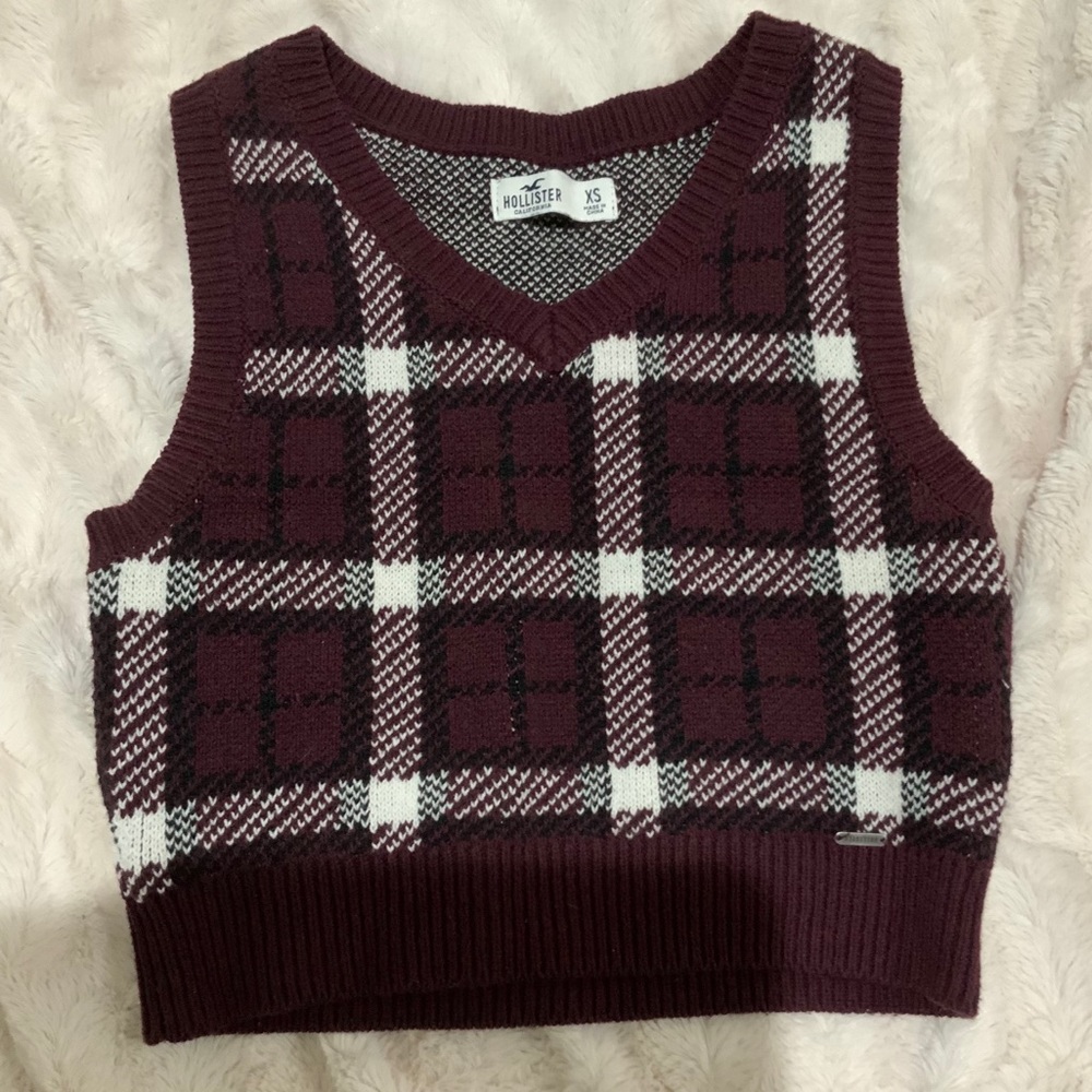 Sweater vest